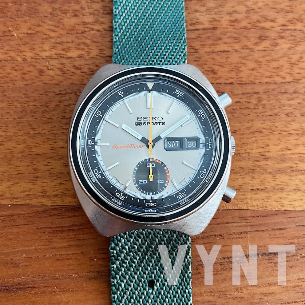 Seiko 6139-7020 (Champagne, Black Subdial)